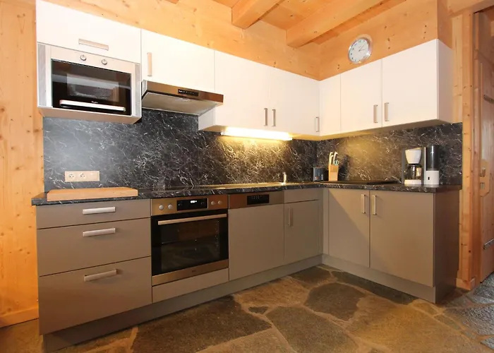 Elisabeth By Interhome בקתה Juns